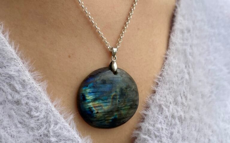 Collier en Labradorite Bleue rond