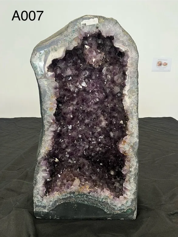 Géode D'Améthyste A007