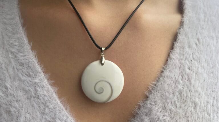 Pendentif Œil de Sainte-Lucie