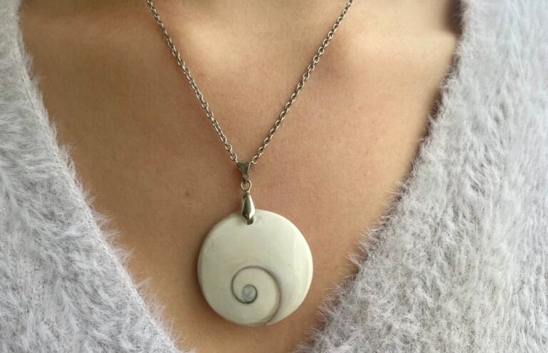 Pendentif Oeil de Sainte-Lucie