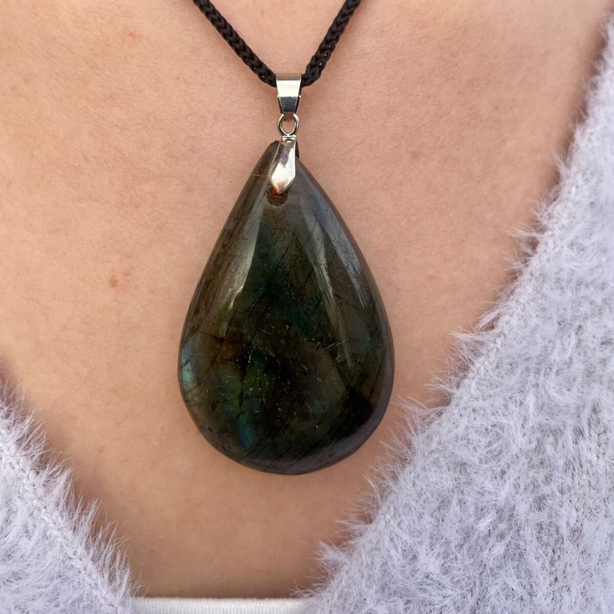 Collier en Labradorite (goutte)