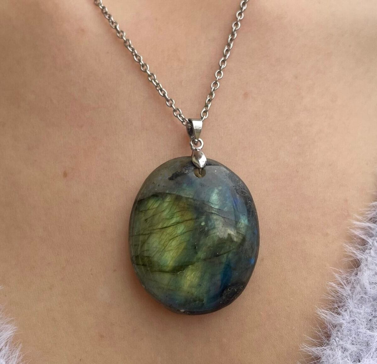 Pendentif en Labradorite (ovale)