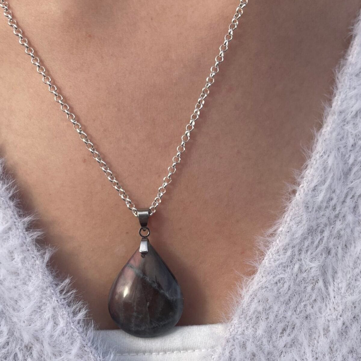 Pendentif goutte en Labradorite